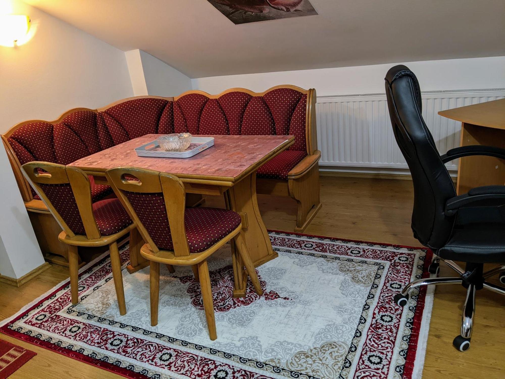Apartmani Hrastik Bihać エクステリア 写真